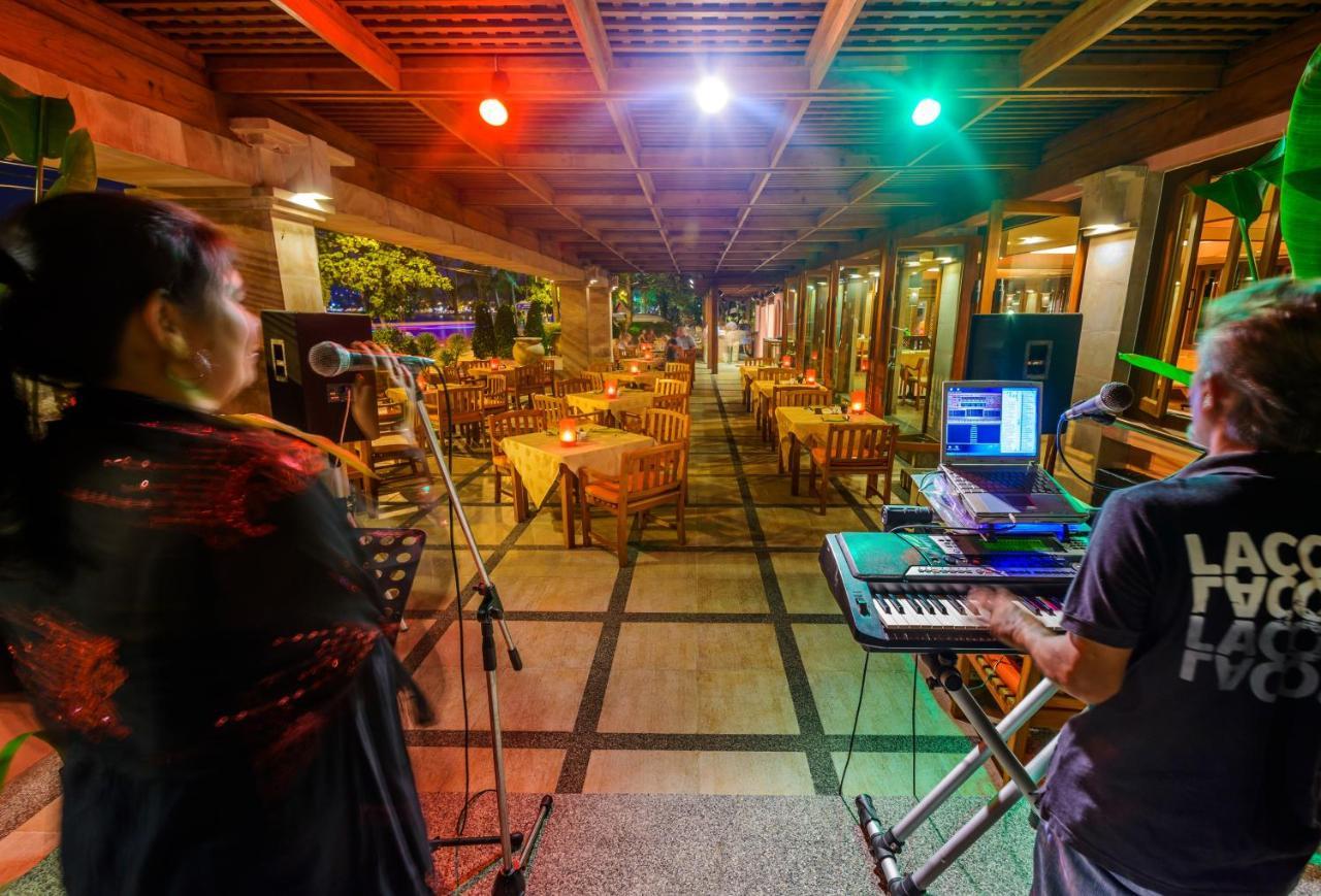 普吉岛-瓶庐海景度假酒店 Phuket Pl Seaview Resort Patong Esterno foto