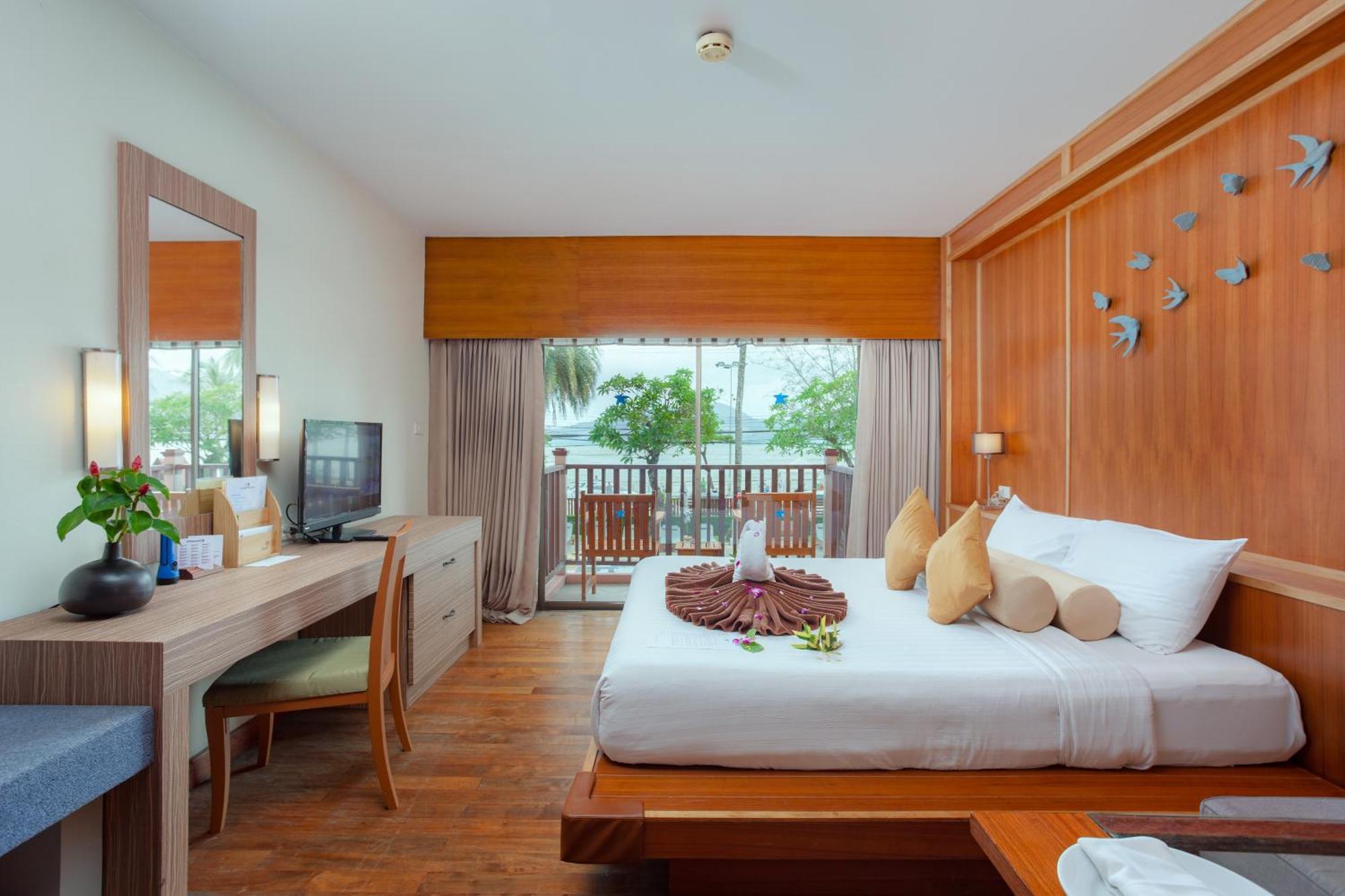 普吉岛-瓶庐海景度假酒店 Phuket Pl Seaview Resort Patong Esterno foto