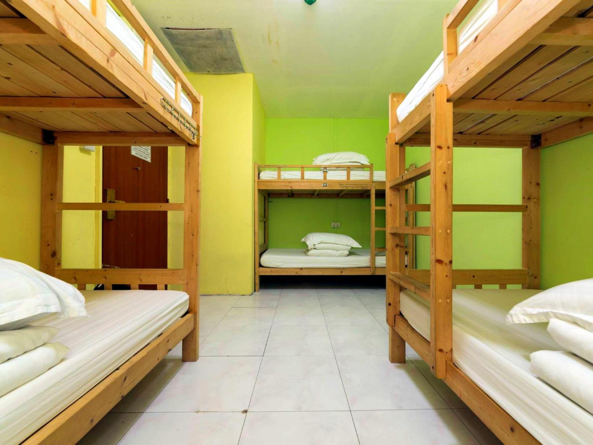 普吉岛-瓶庐海景度假酒店 Phuket Pl Seaview Resort Patong Esterno foto