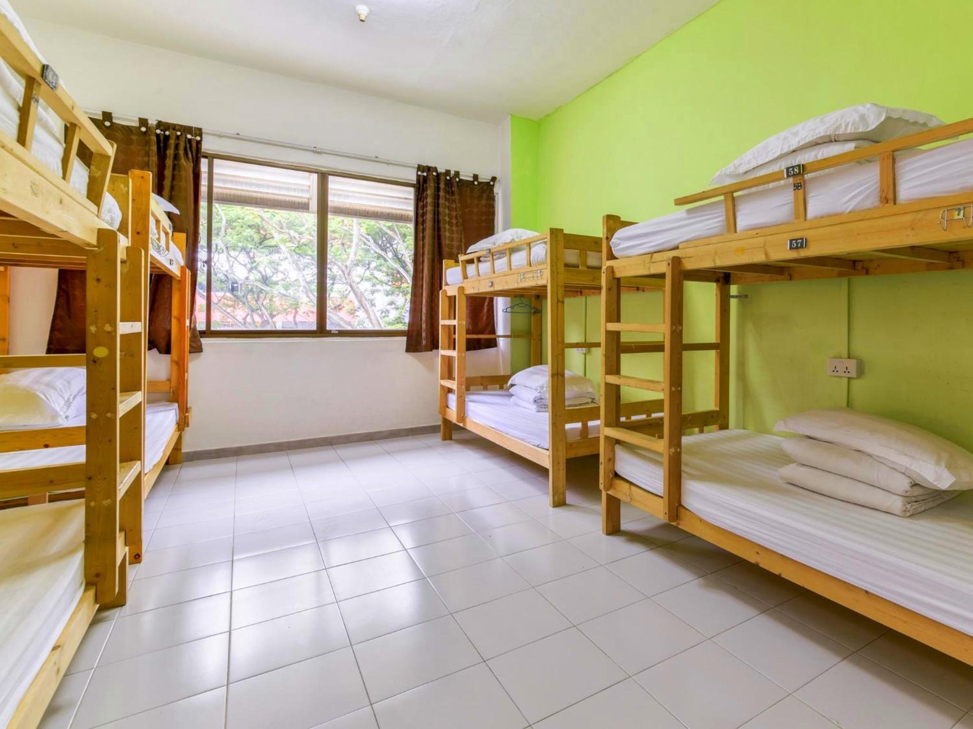 普吉岛-瓶庐海景度假酒店 Phuket Pl Seaview Resort Patong Esterno foto